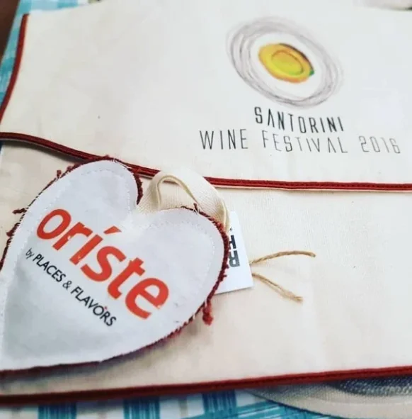Photograph of heart-shaped knit with text "oriste"
